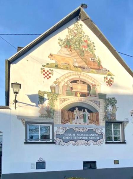 Moselufer Traumwohnung Im „la Mosel“ Winningen